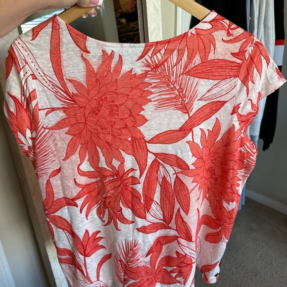 Halston Heritage 100% Linen Red Floral Women's Top - Picture 2 of 5
